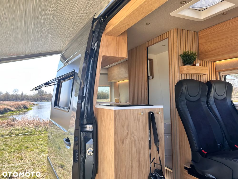 Mercedes-Benz SPRINTER 317 - 11