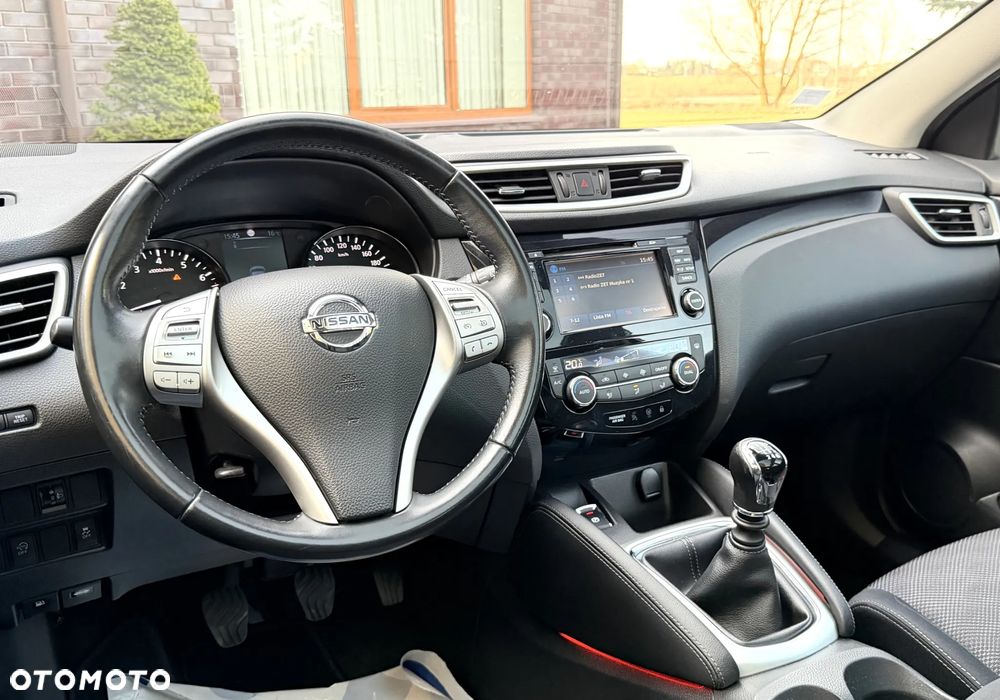 Nissan Qashqai 1.2 DIG-T Tekna EU6 - 23