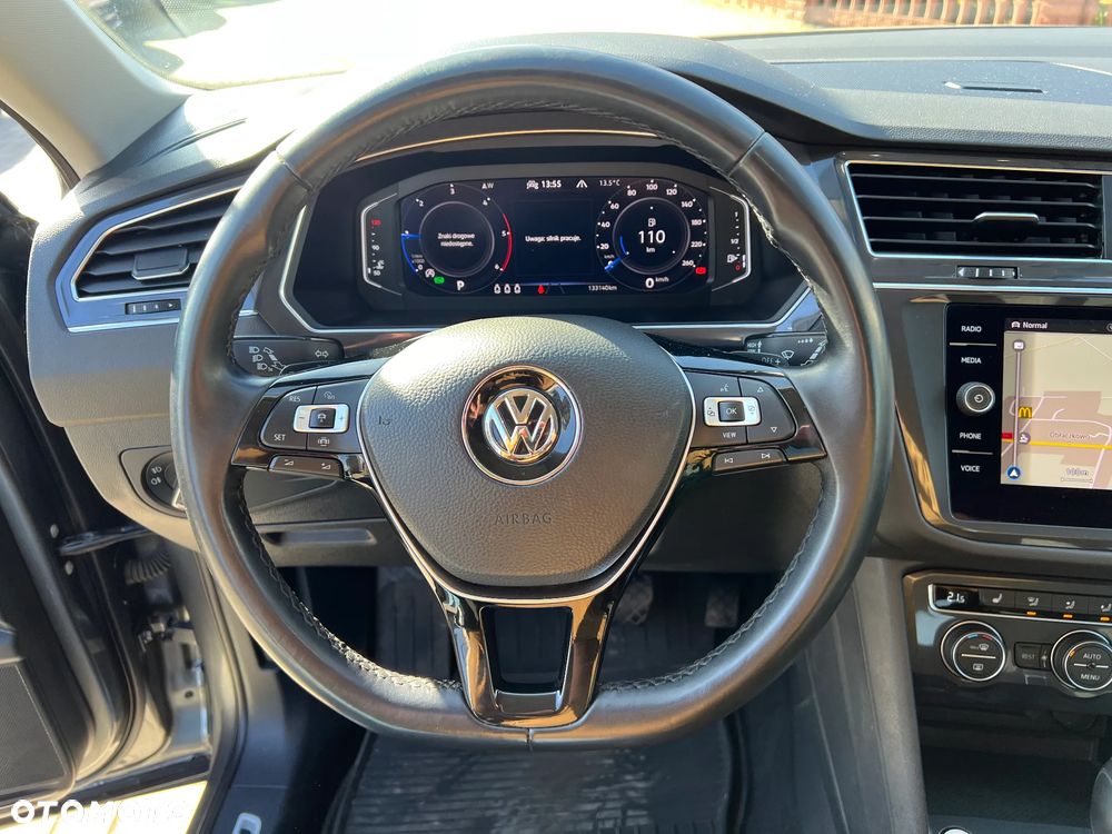 Volkswagen Tiguan Allspace - 8
