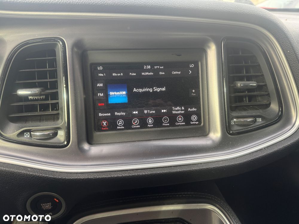 Dodge Challenger ver-automatik-sxt-plus - 9