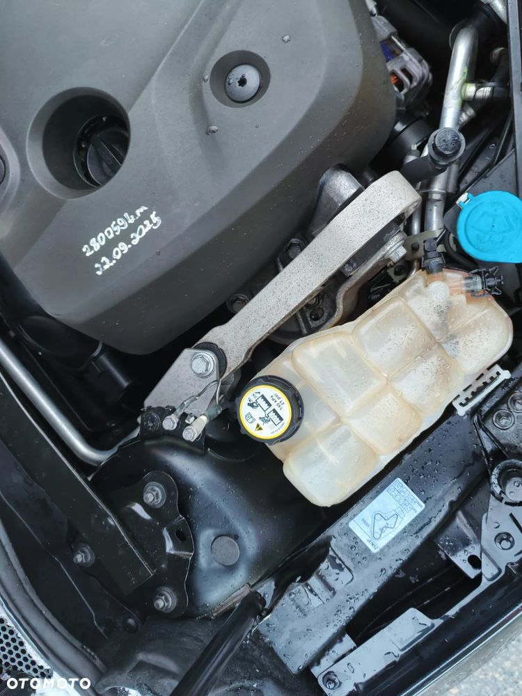 Volvo V40 D4 Drive-E R-Design Summum - 33