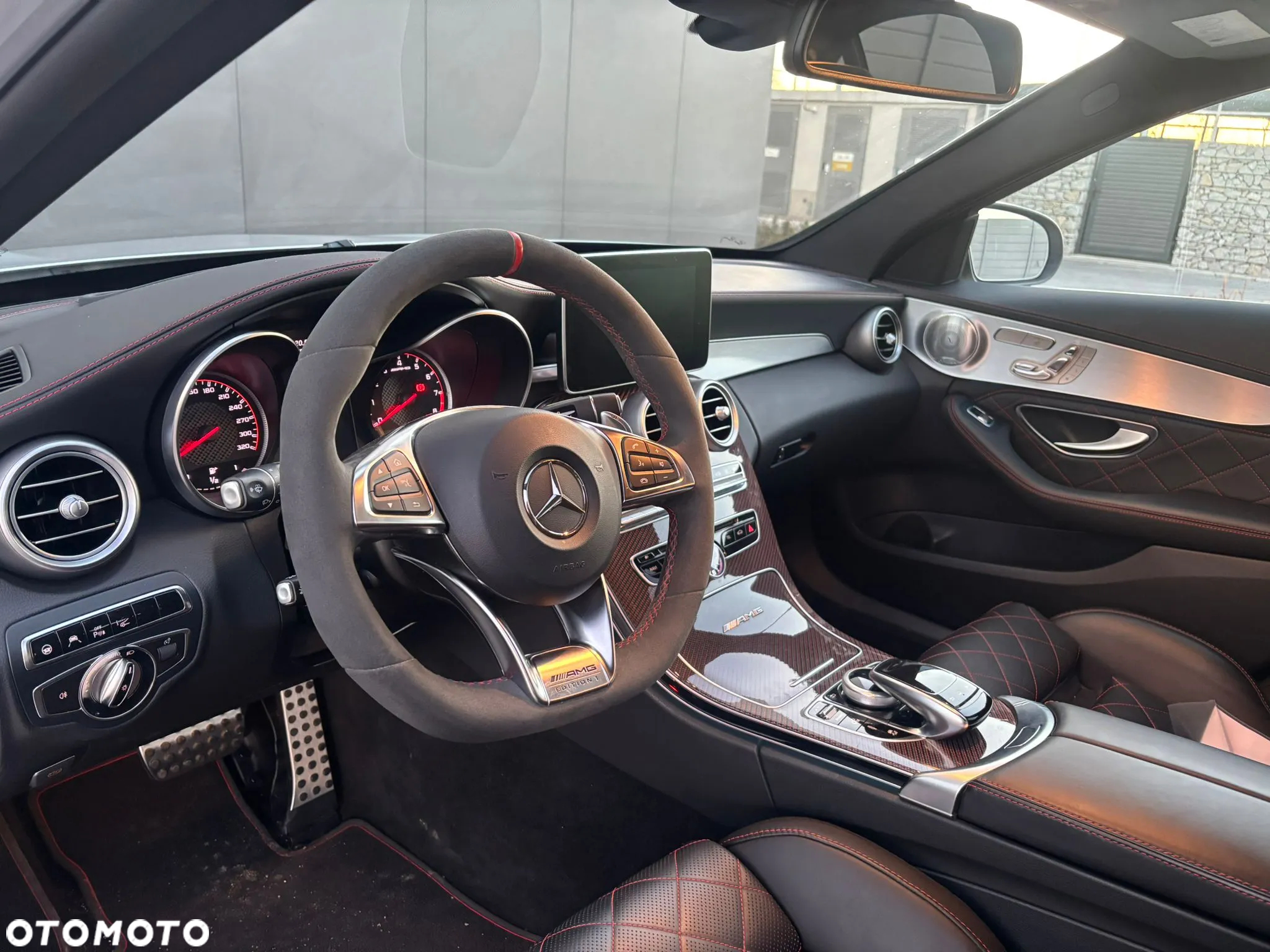 Mercedes-Benz Klasa C AMG 63 S AMG Speedshift 7G-MCT Edition 1 - 13