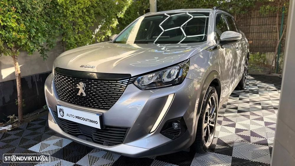 Peugeot 2008 1.2 PureTech Allure Pack - 2