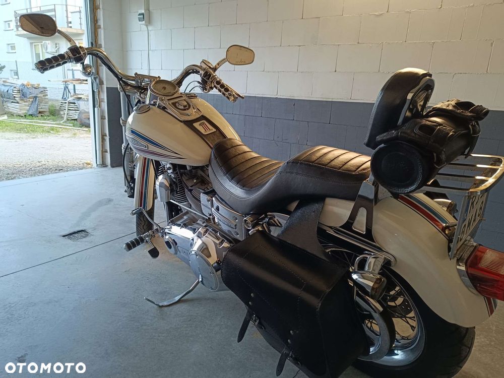 Harley-Davidson Dyna - 3