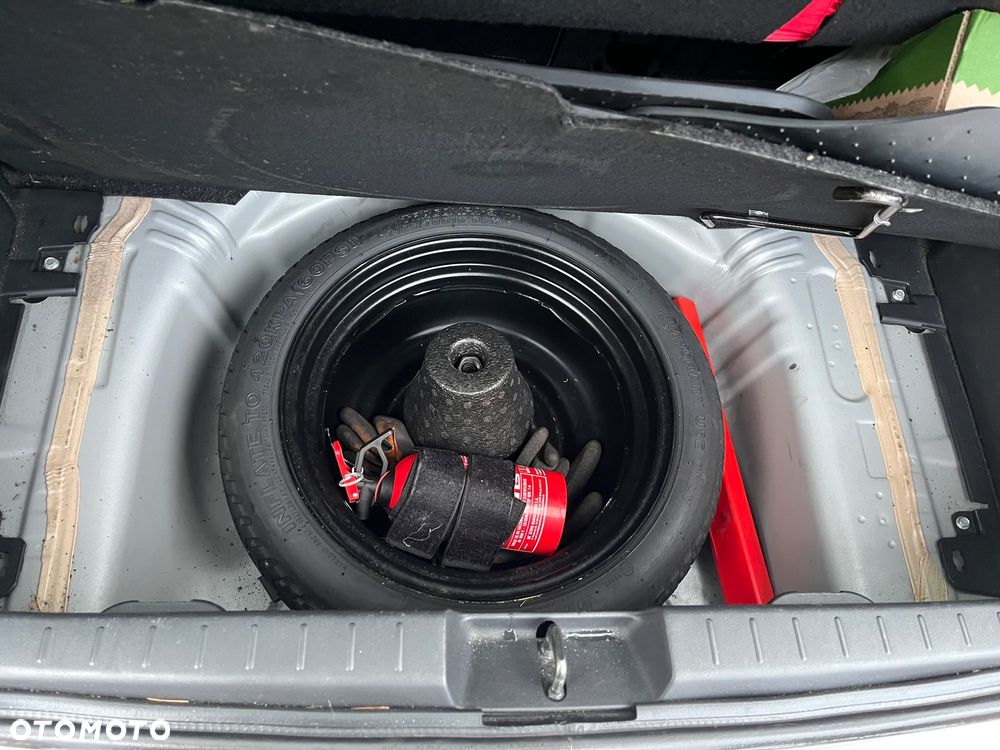 Toyota Yaris 1.0 Terra A/C - 11