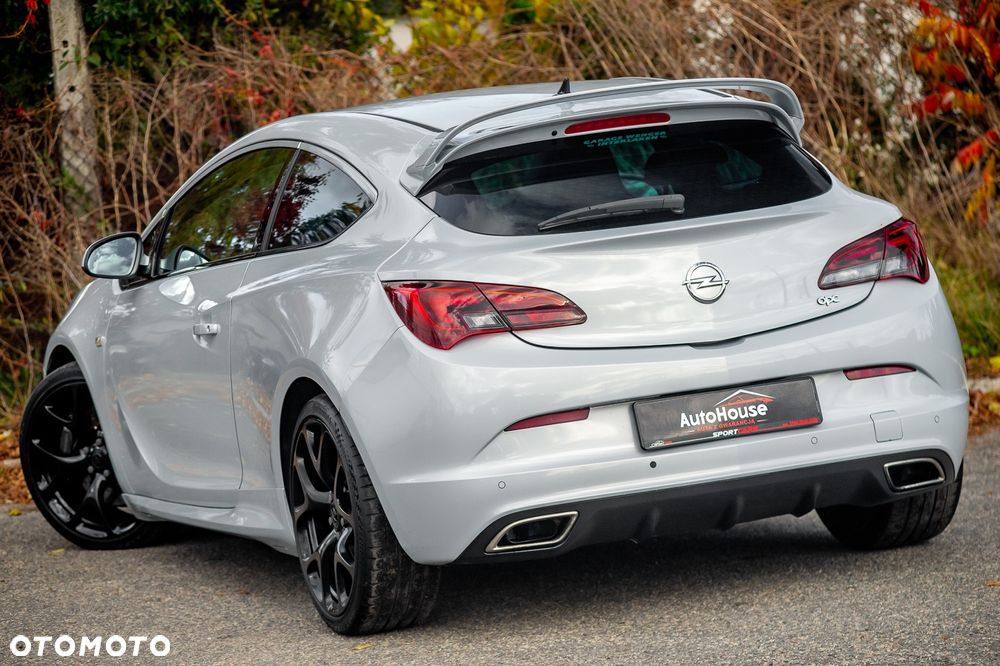 Opel Astra OPC Start/Stop - 9