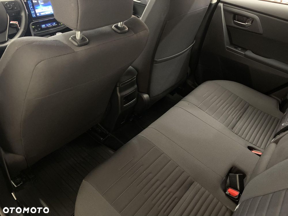 Toyota Auris 1.6 Comfort - 11