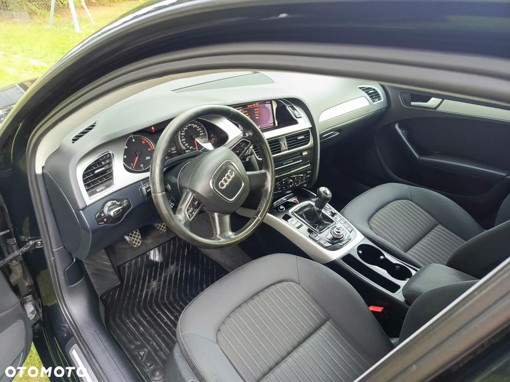 Audi A4 Avant 2.0 TDI DPF Ambition - 23