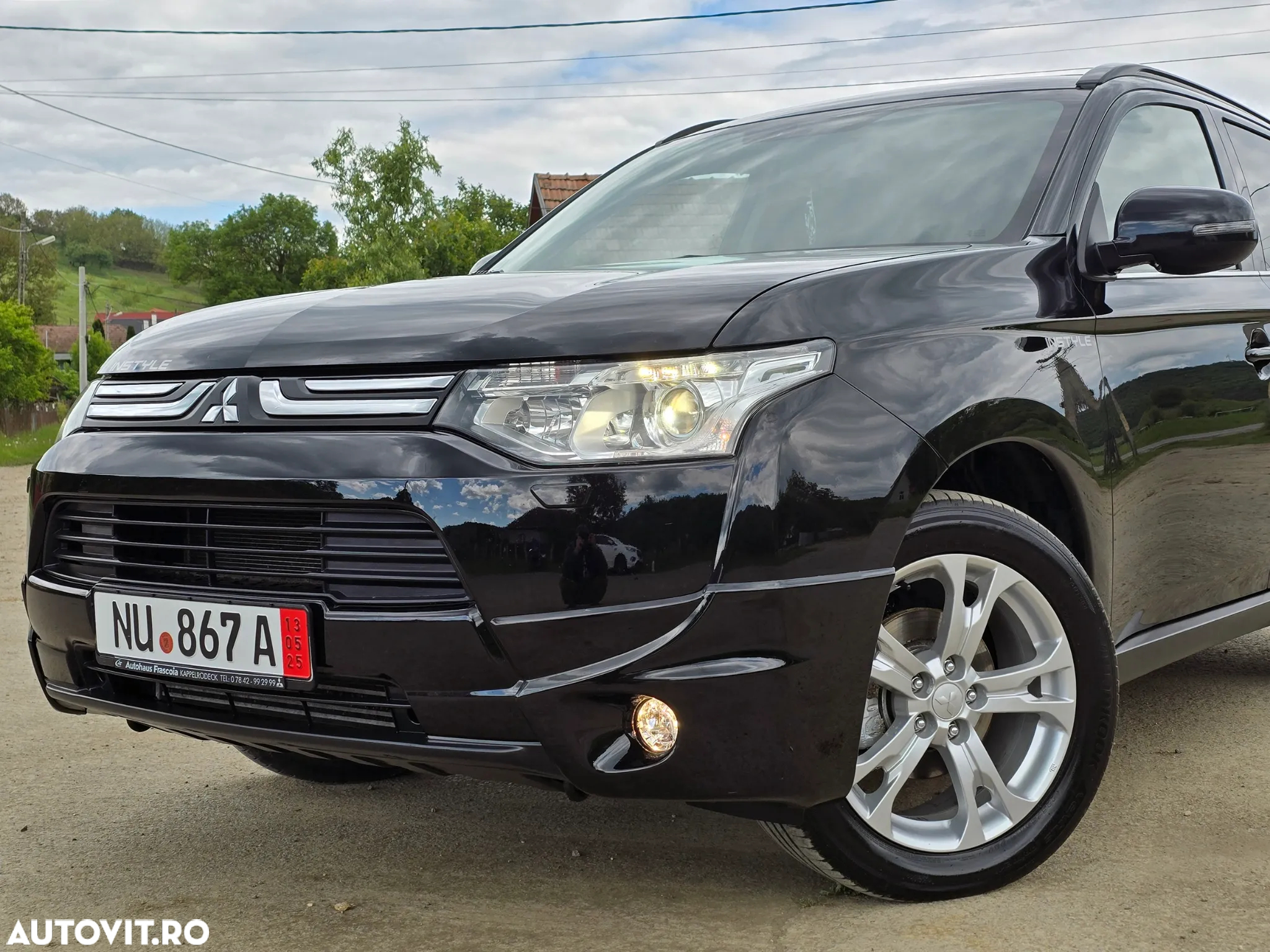 Mitsubishi Outlander 2.2 DI-D 4WD Instyle - 11