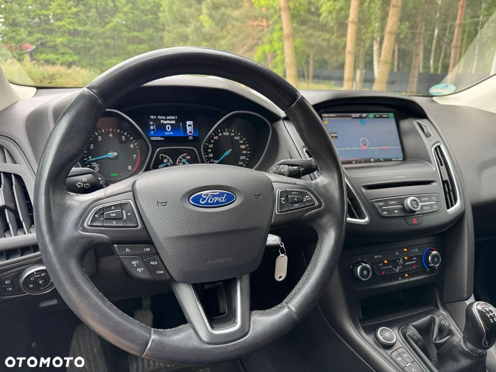 Ford Focus 1.0 EcoBoost Titanium - 21