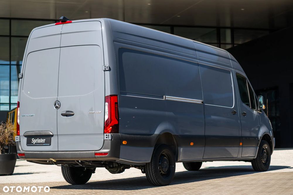 Mercedes-Benz Sprinter - 6