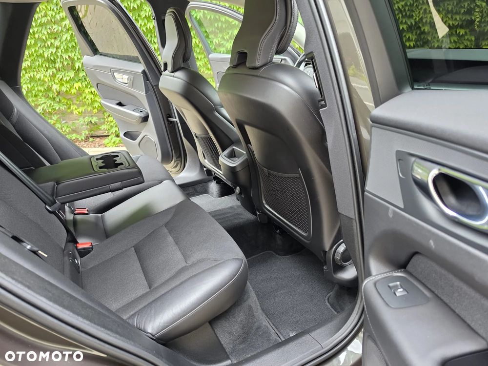 Volvo XC 60 - 20