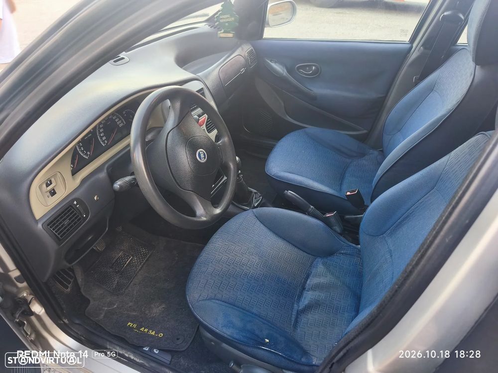 Fiat Palio Weekend 16V - 9