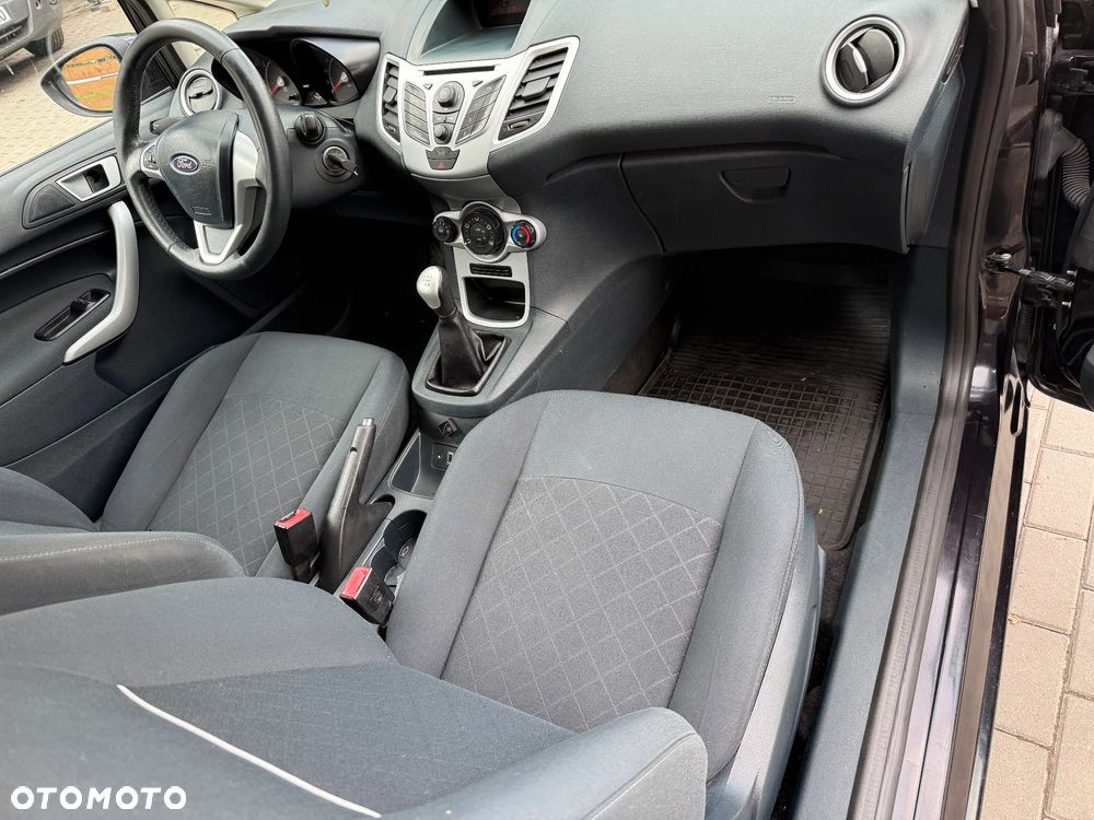 Ford Fiesta 1.25 Titanium - 9