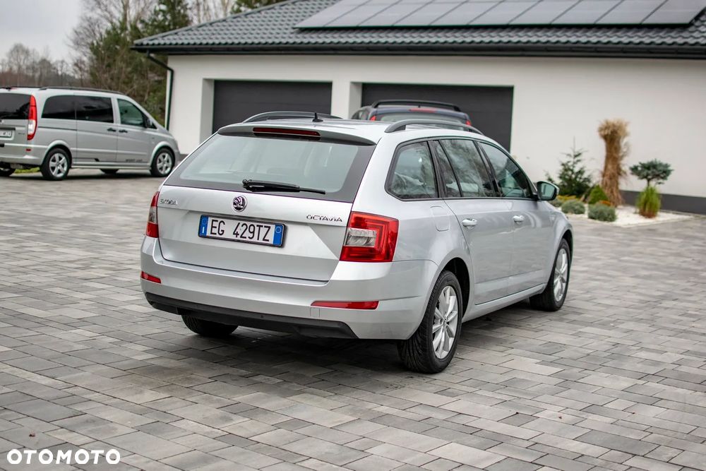 Skoda Octavia - 17