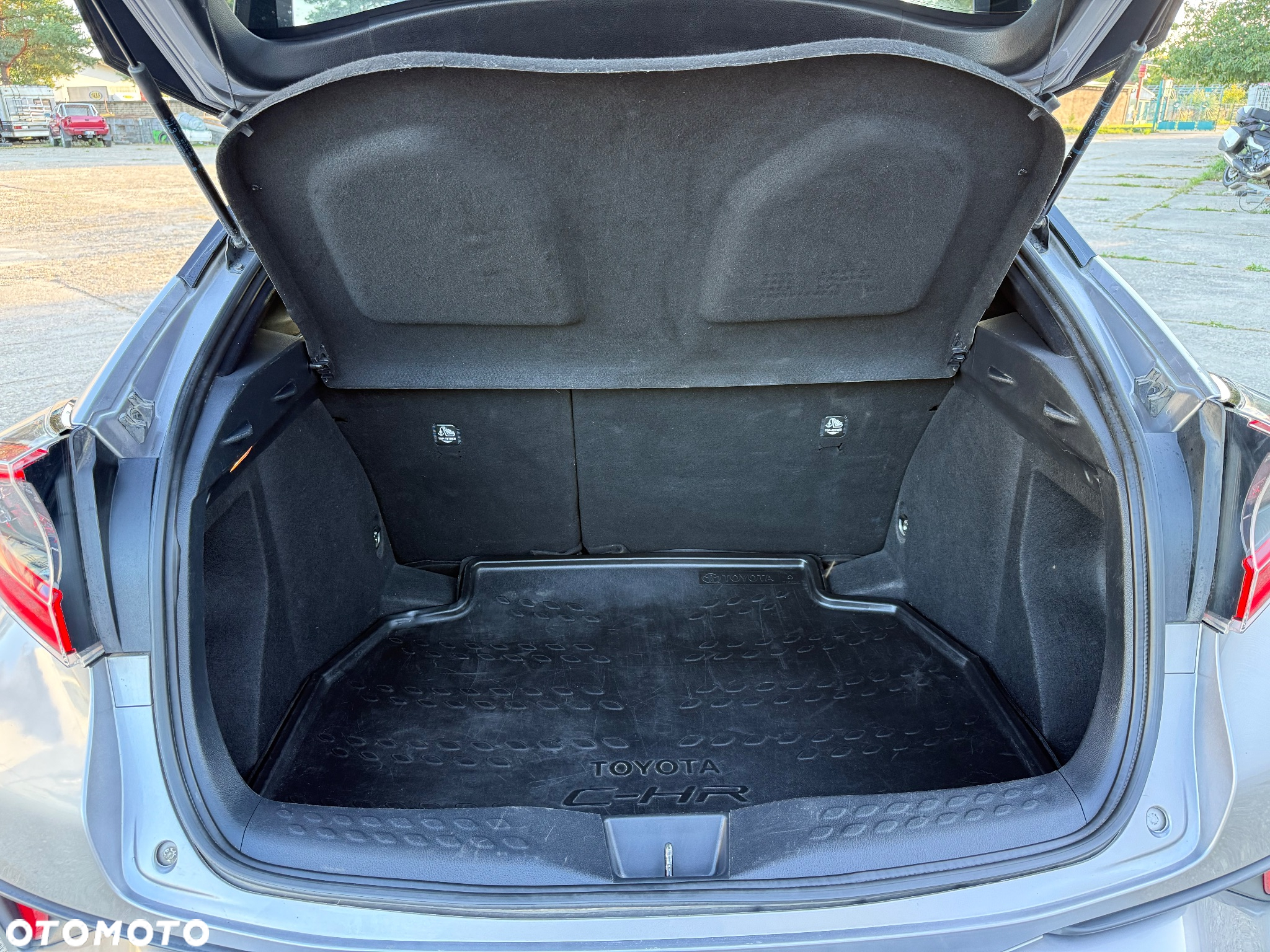 Toyota C-HR 1.8 Hybrid Premium - 15