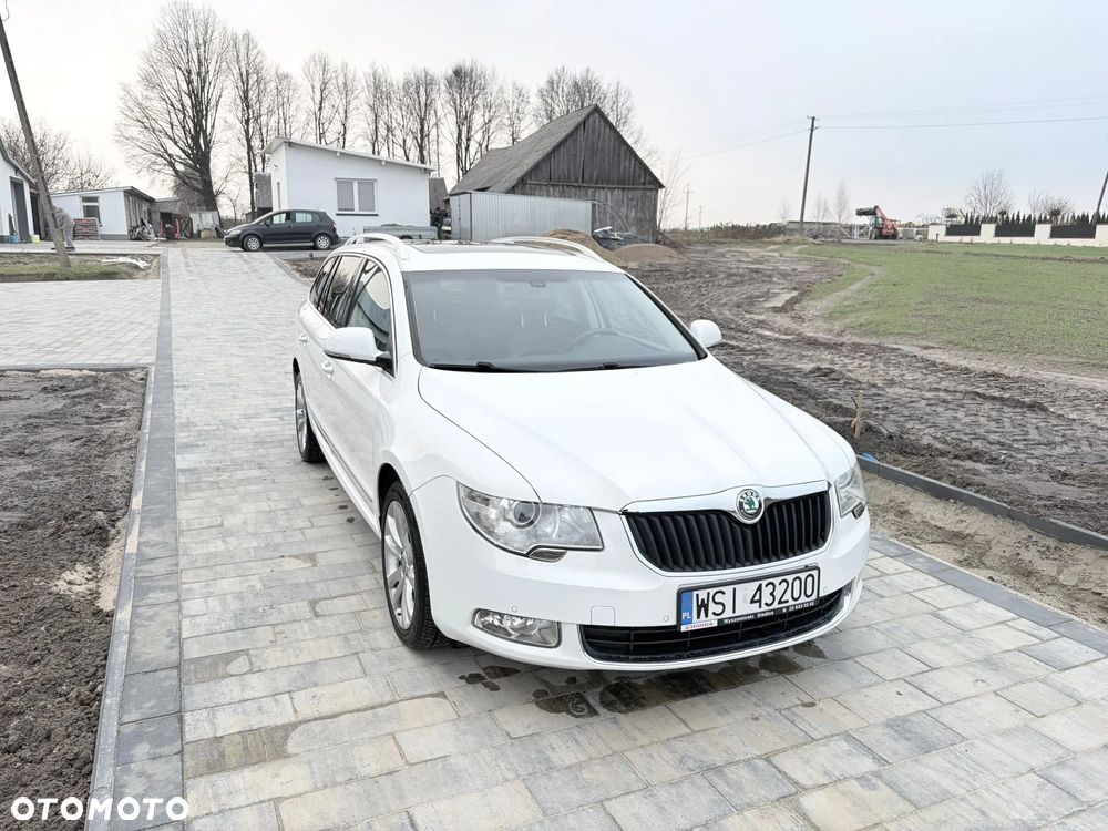 Skoda Superb 2.0 TDI Exclusive - 14