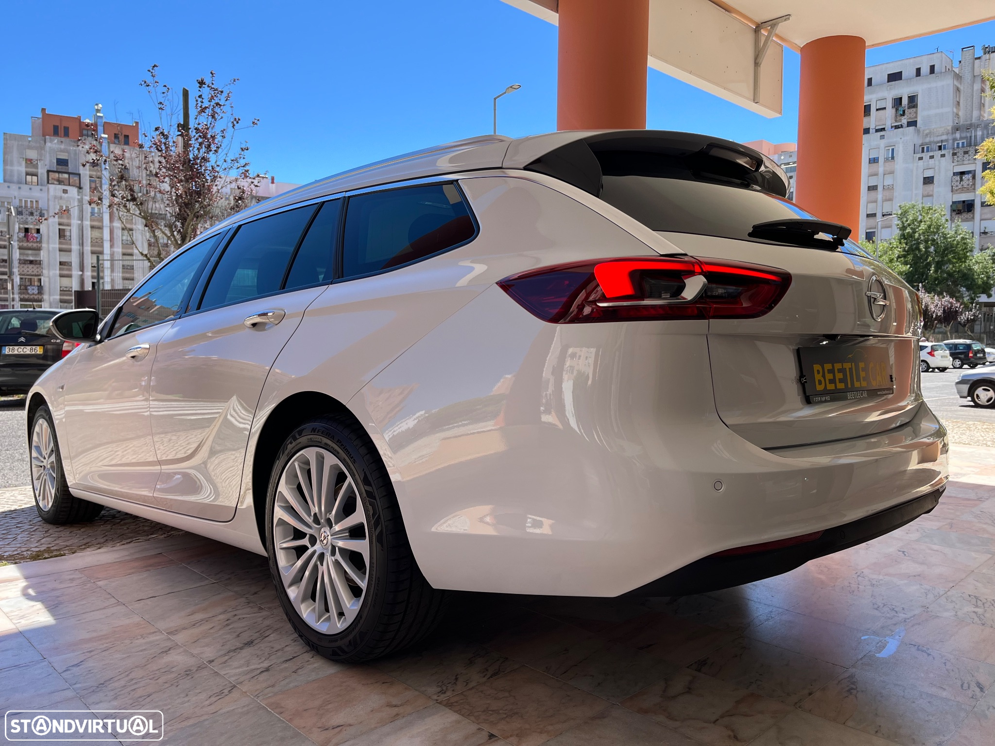 Opel Insignia Sports Tourer 1.6 CDTi Innovation - 10