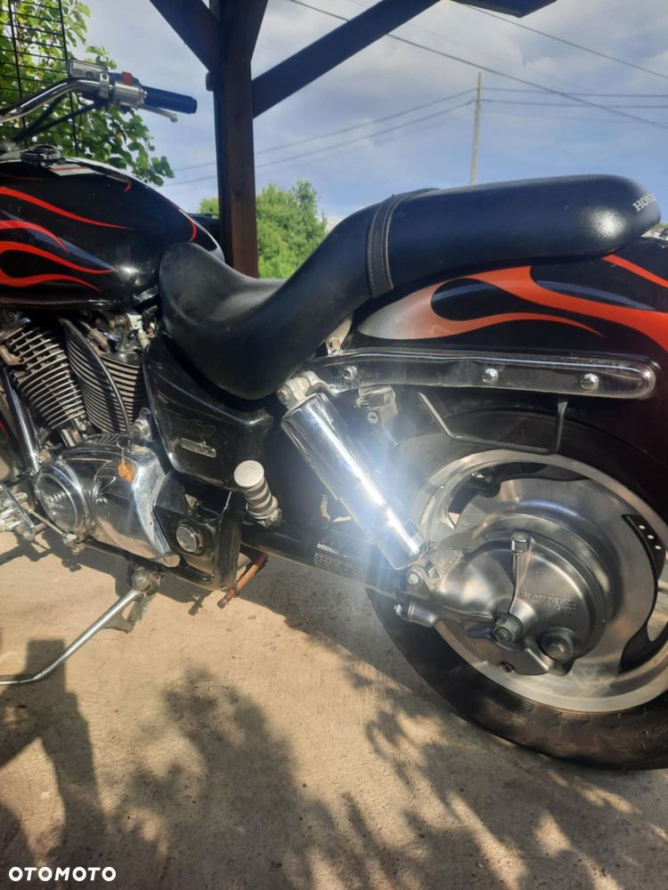 Honda Shadow - 15