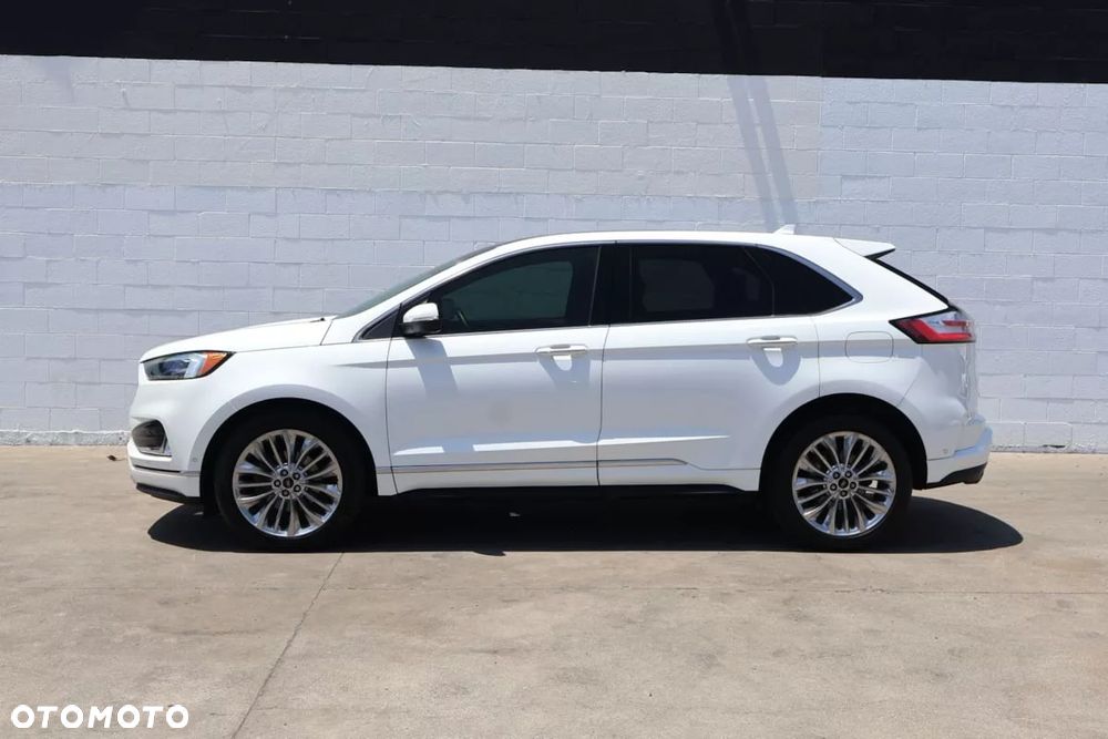 Ford Edge - 8