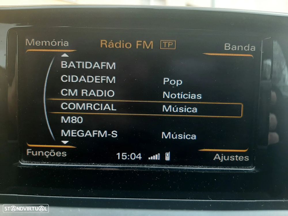 Audi Q3 2.0 TDI quattro Design S tronic - 23