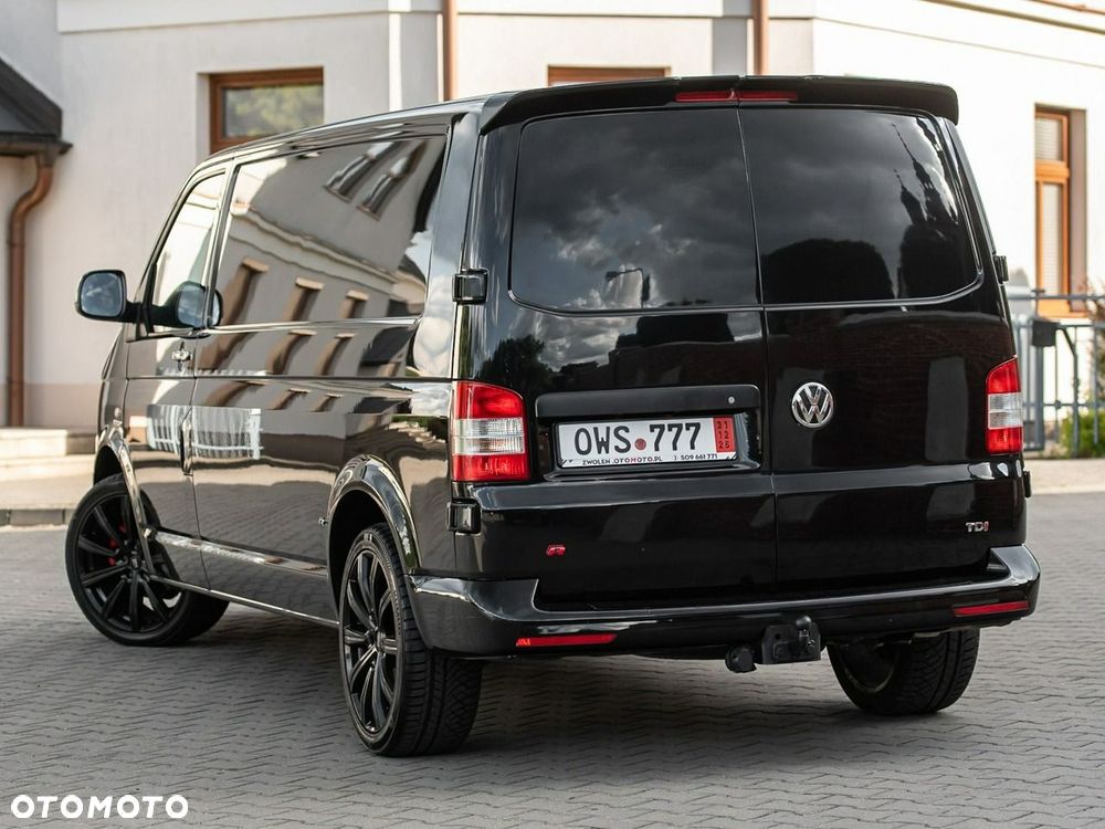Volkswagen Transporter - 2