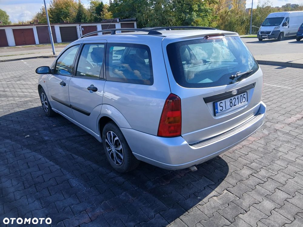 Ford Focus 2001 photo 5