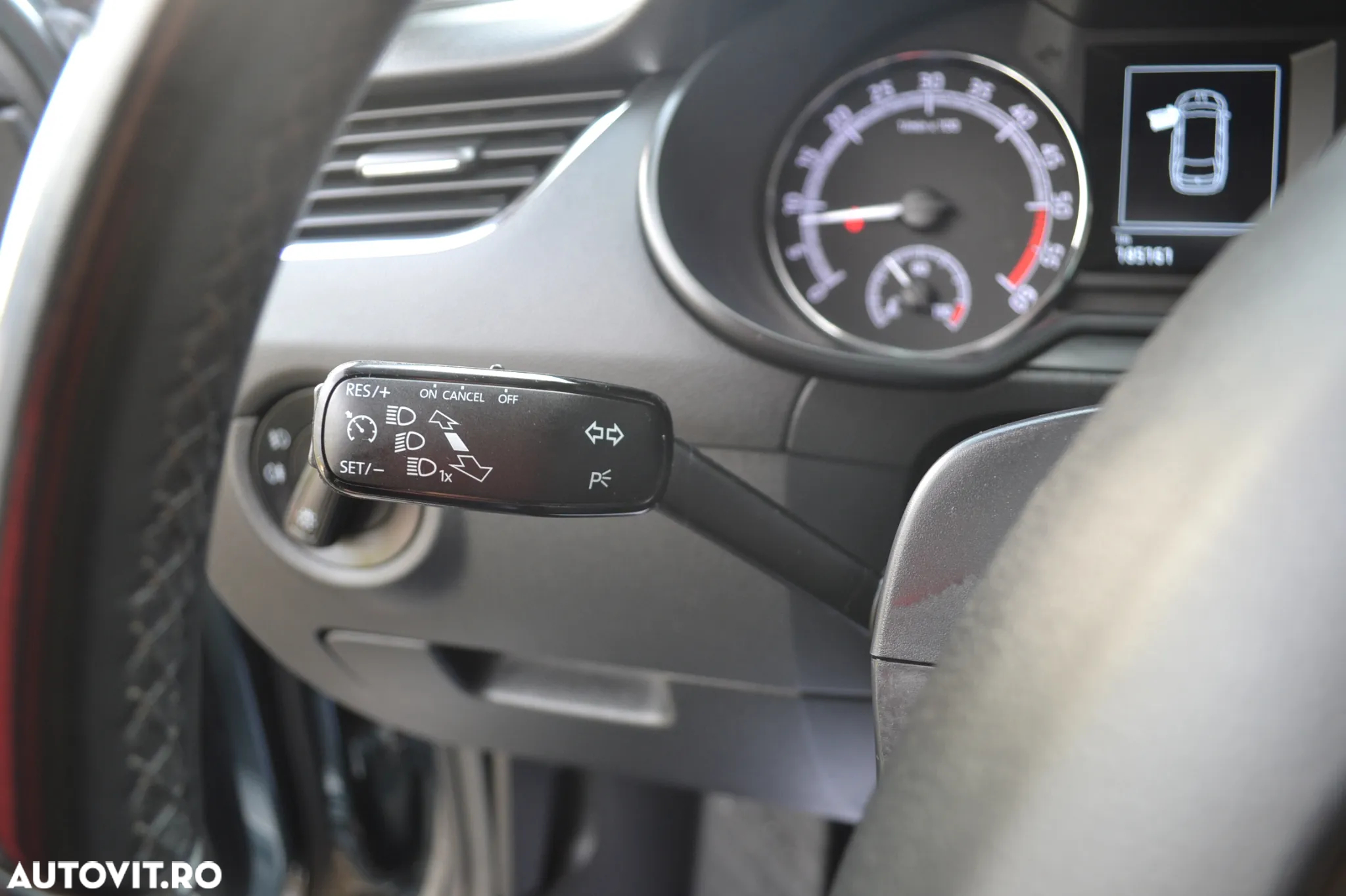 Skoda Octavia Combi Diesel 1.6 TDI DSG Style - 13