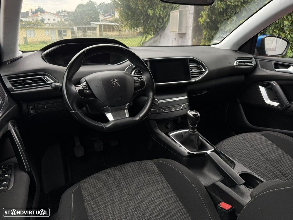 Peugeot 308 SW 1.2 PureTech Style - 8
