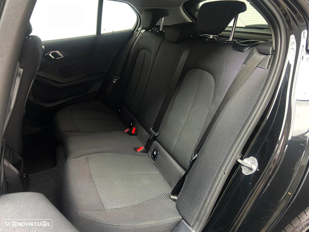 BMW 116 d Pack Essence - 10