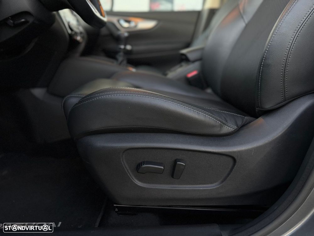 Nissan Qashqai 1.5 dCi Tekna - 22