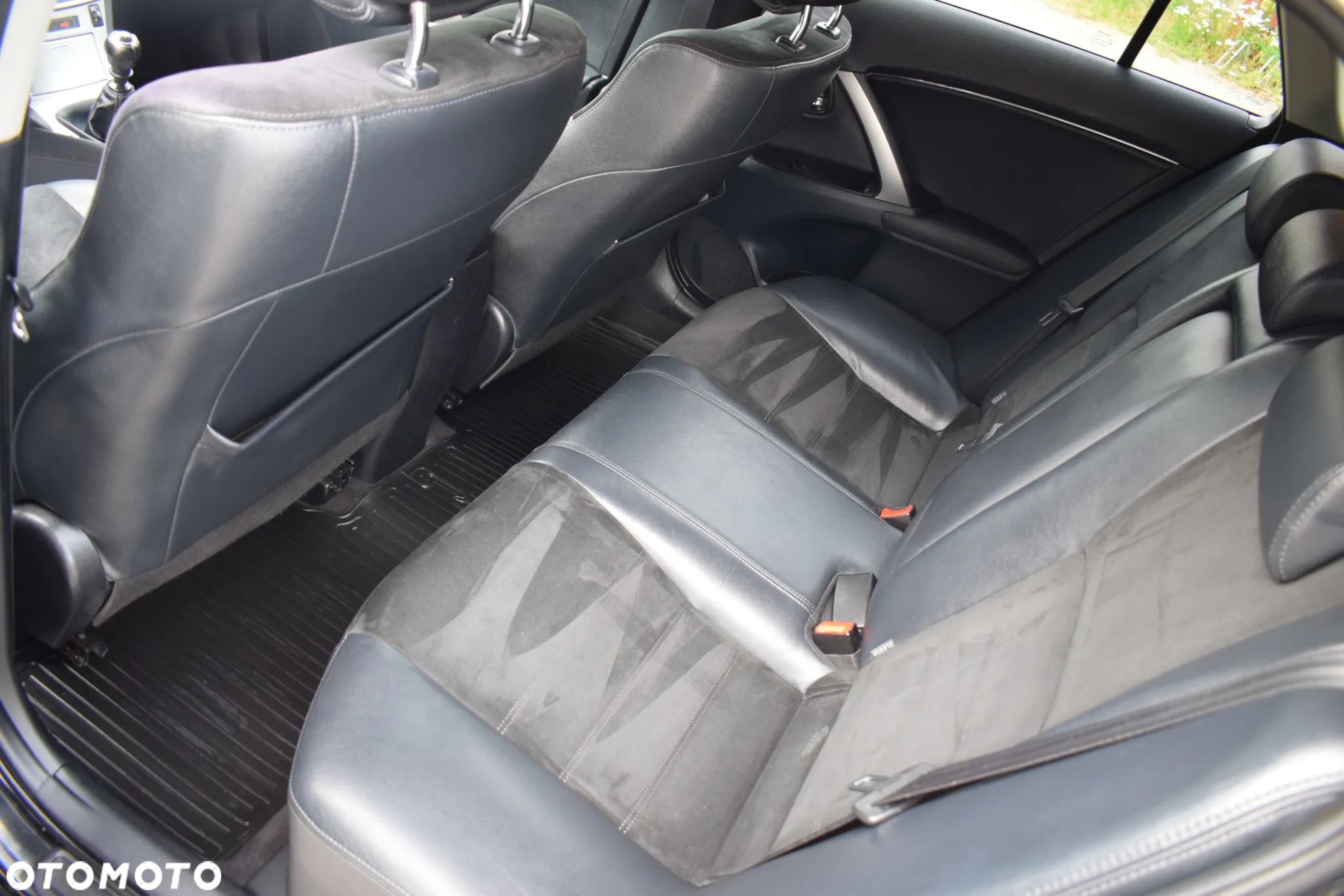 Toyota Avensis 1.8 Business Edition - 8