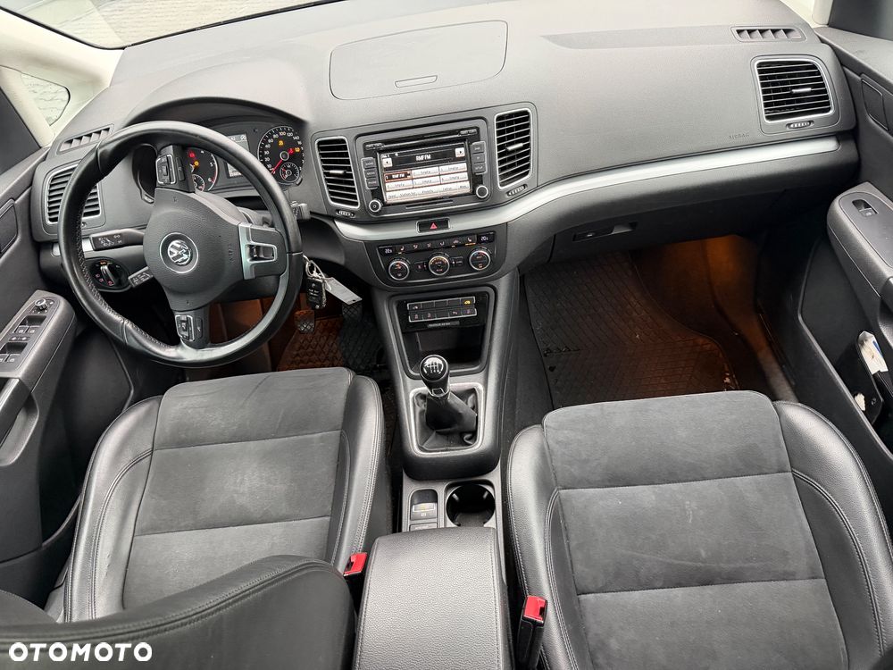 Volkswagen Sharan 2.0 TDI 4MOTION Blue Motion Style - 34