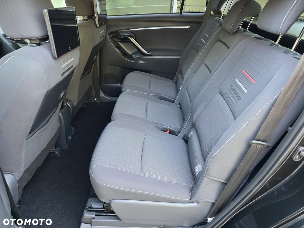 Toyota Verso - 20