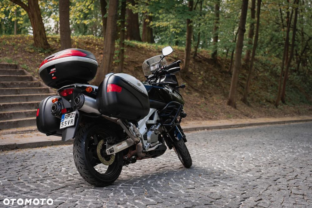 Suzuki V-STROM - 6