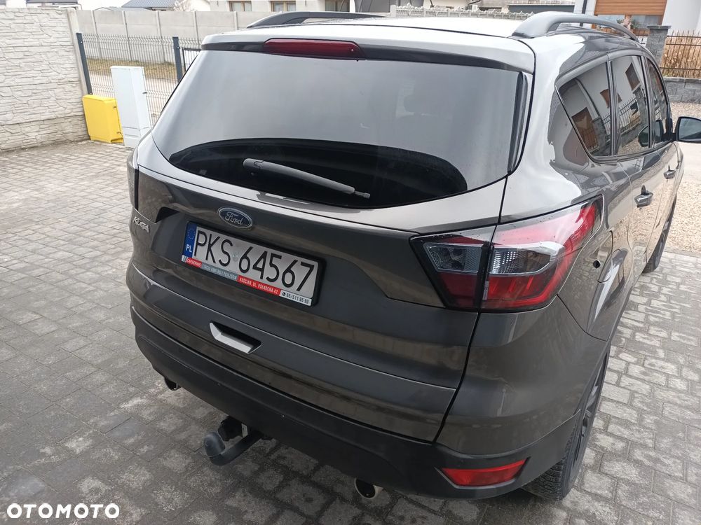 Ford Kuga - 4
