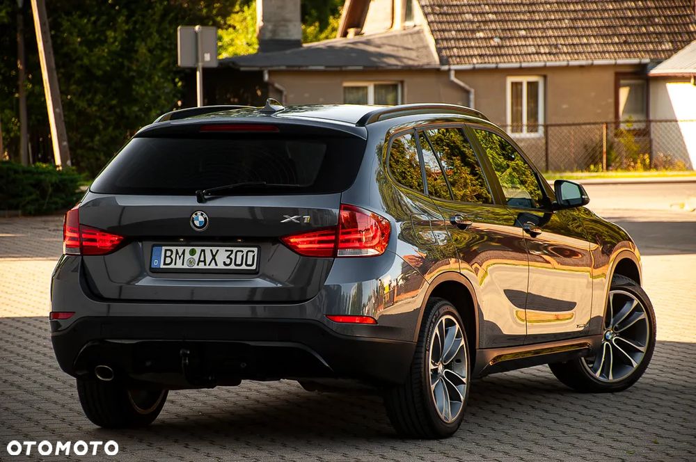 BMW X1 xDrive20d Sport Line - 11