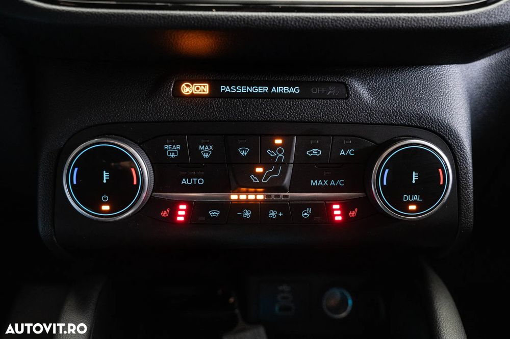 Ford Kuga 2.5 Duratec PHEV ST-LINE - 16