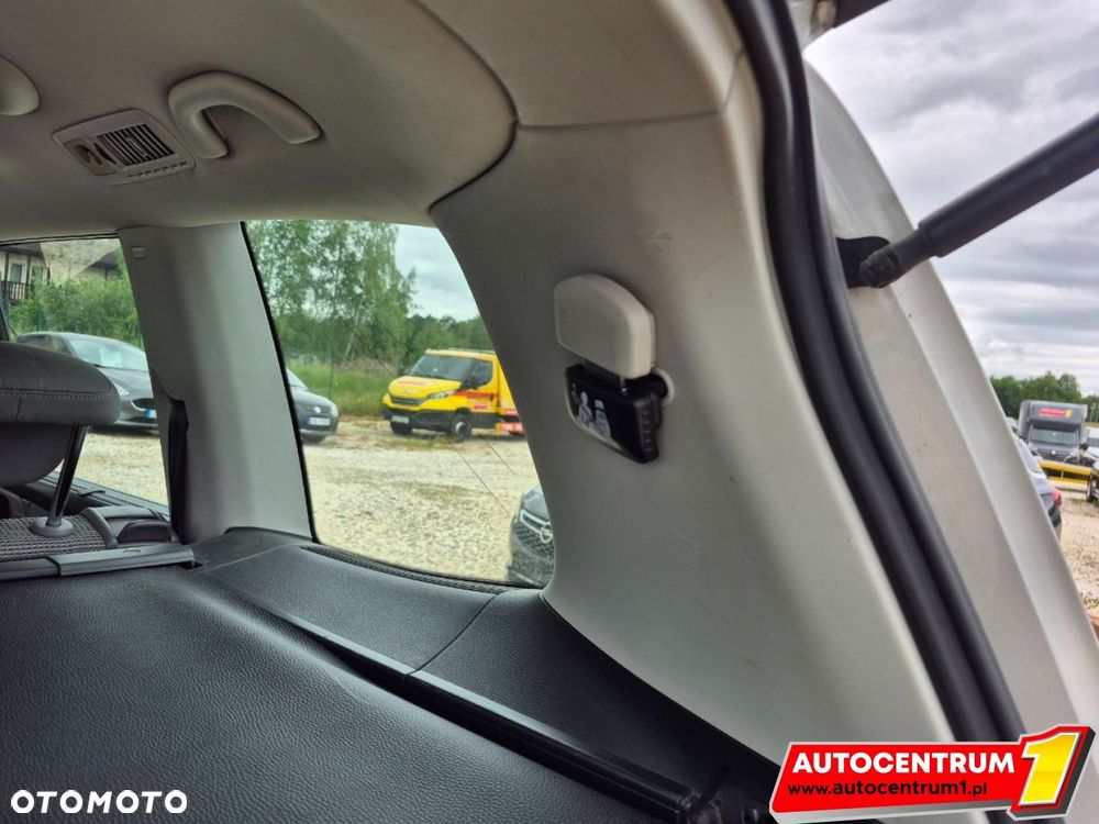 Volkswagen Sharan - 17