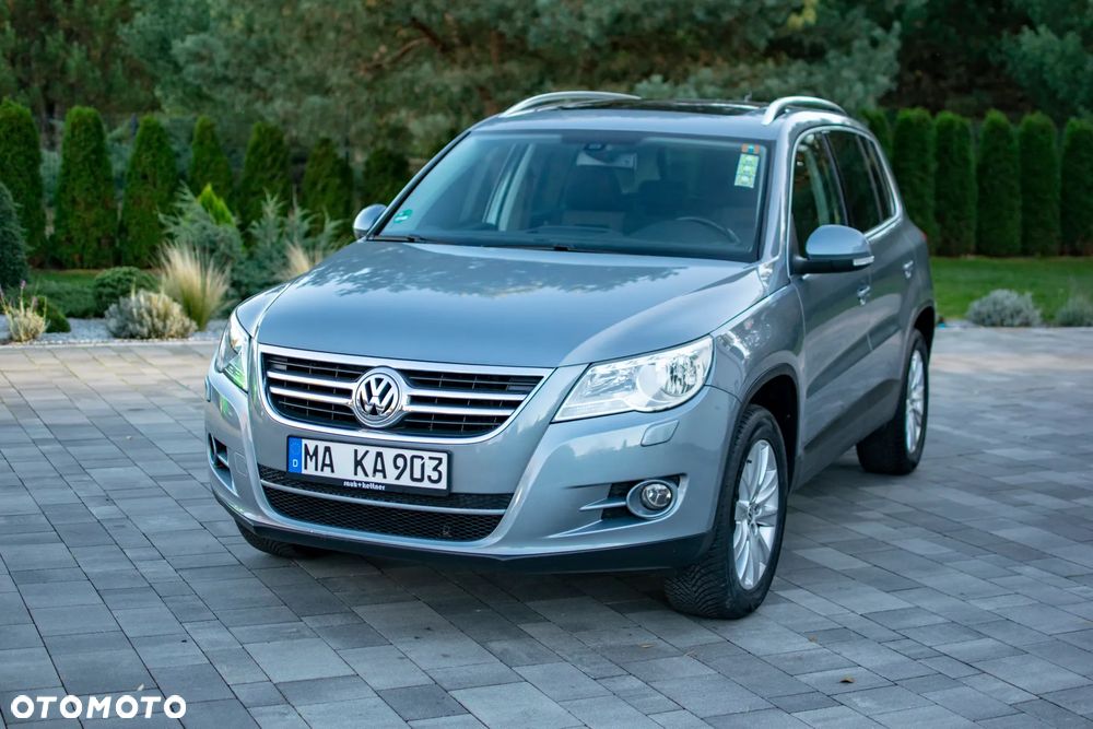Volkswagen Tiguan - 19