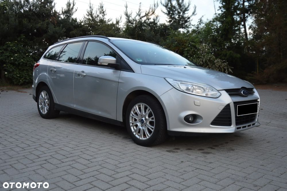 Ford Focus 1.6 TDCi DPF SYNC Edition - 8