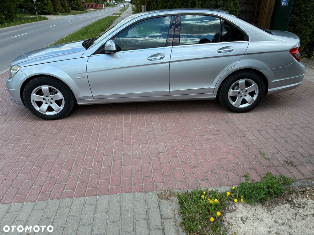 Mercedes-Benz Klasa C 280 4Matic 7G-TRONIC Elegance - 3