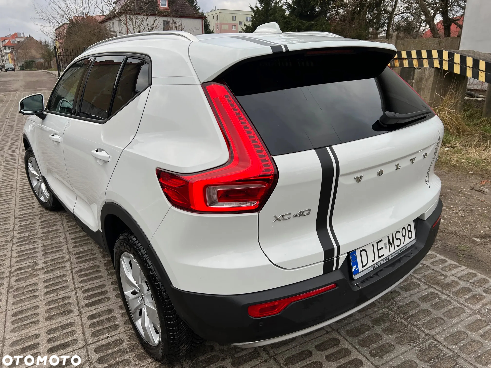 Volvo XC 40 T3 - 9