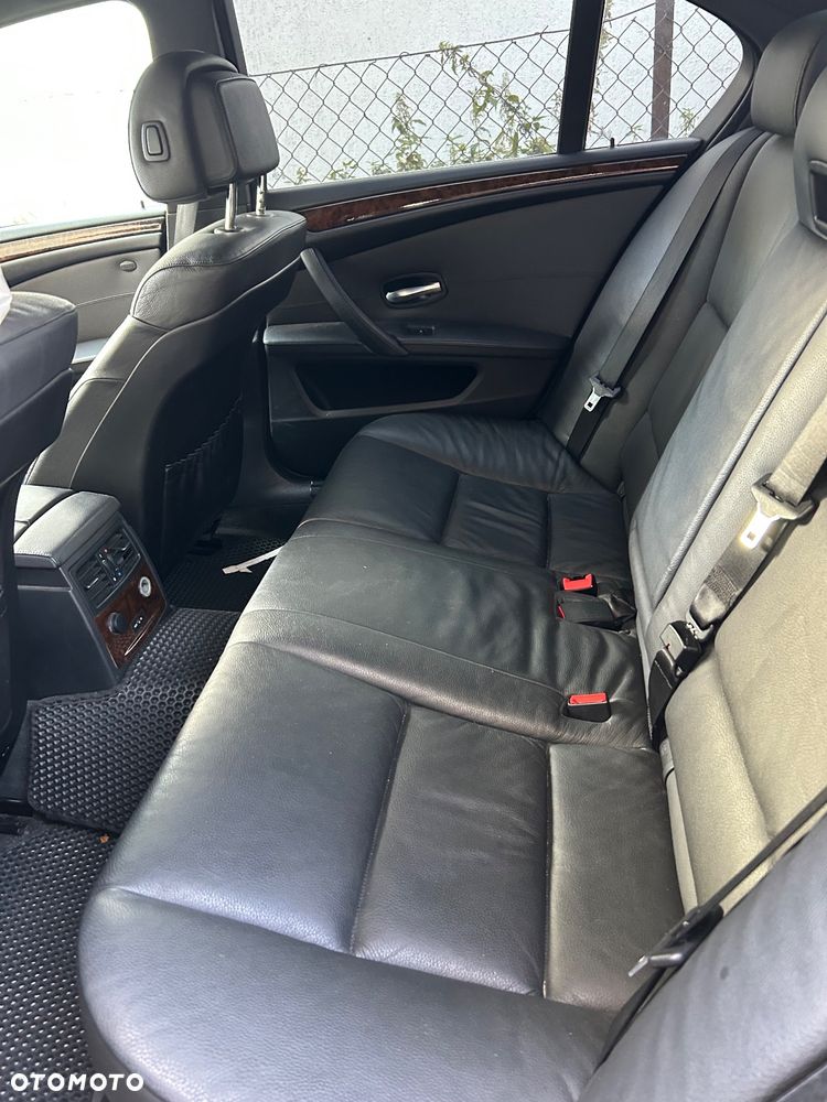 BMW Seria 5 - 16