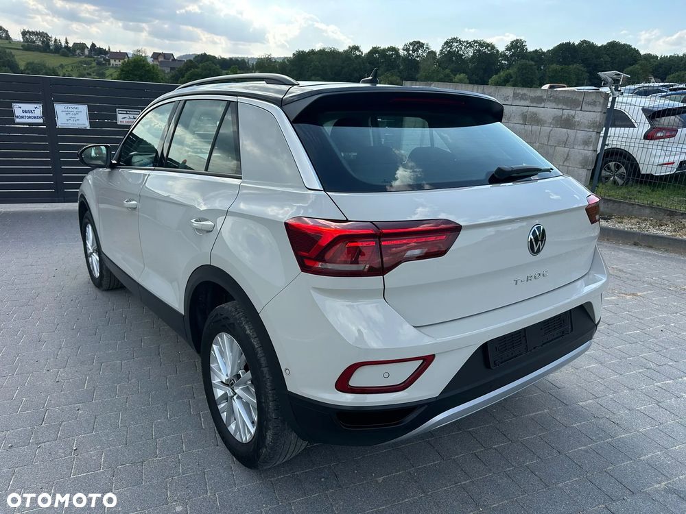Volkswagen T-Roc - 4