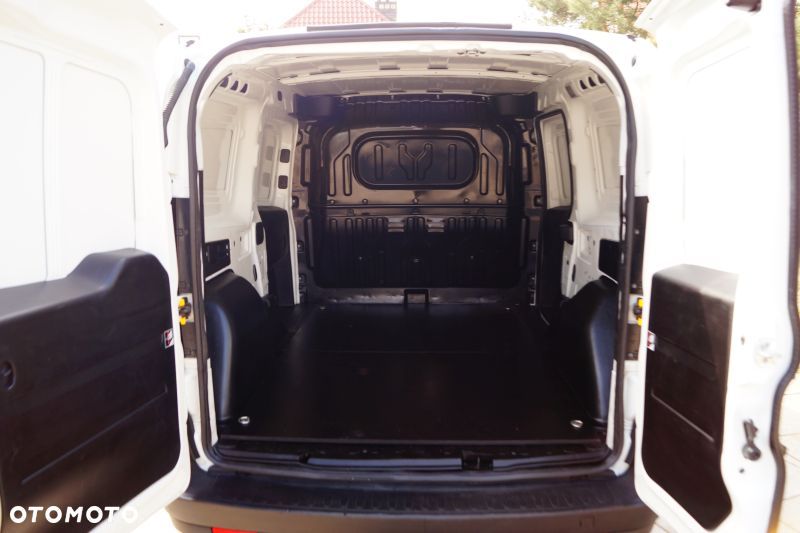 Fiat Doblo - 23