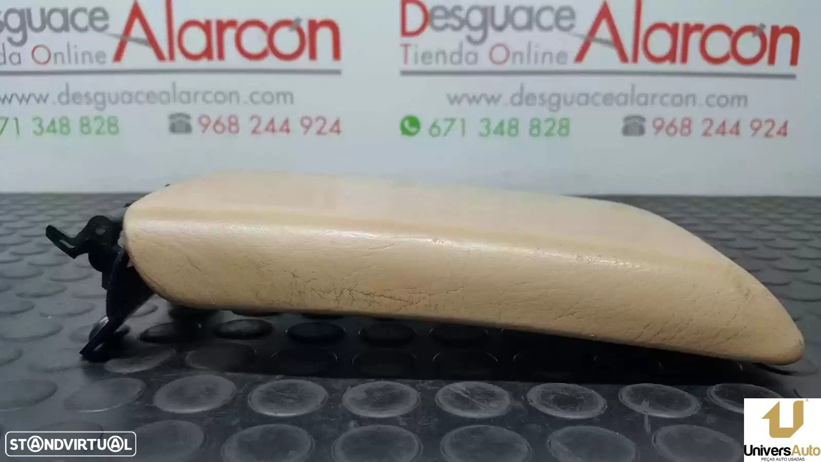APOIO DE BRAÇOS CENTRAL MERCEDES-BENZ CLASSE M 2001 -A16368007781434 - 2
