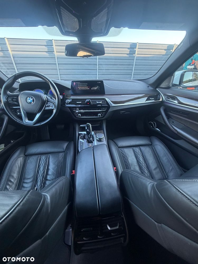 BMW Seria 5 530e iPerformance GPF Luxury Line - 6