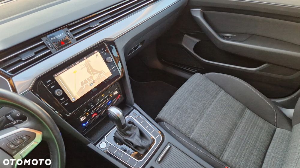 Volkswagen Passat 2.0 TDI SCR Highline DSG - 27