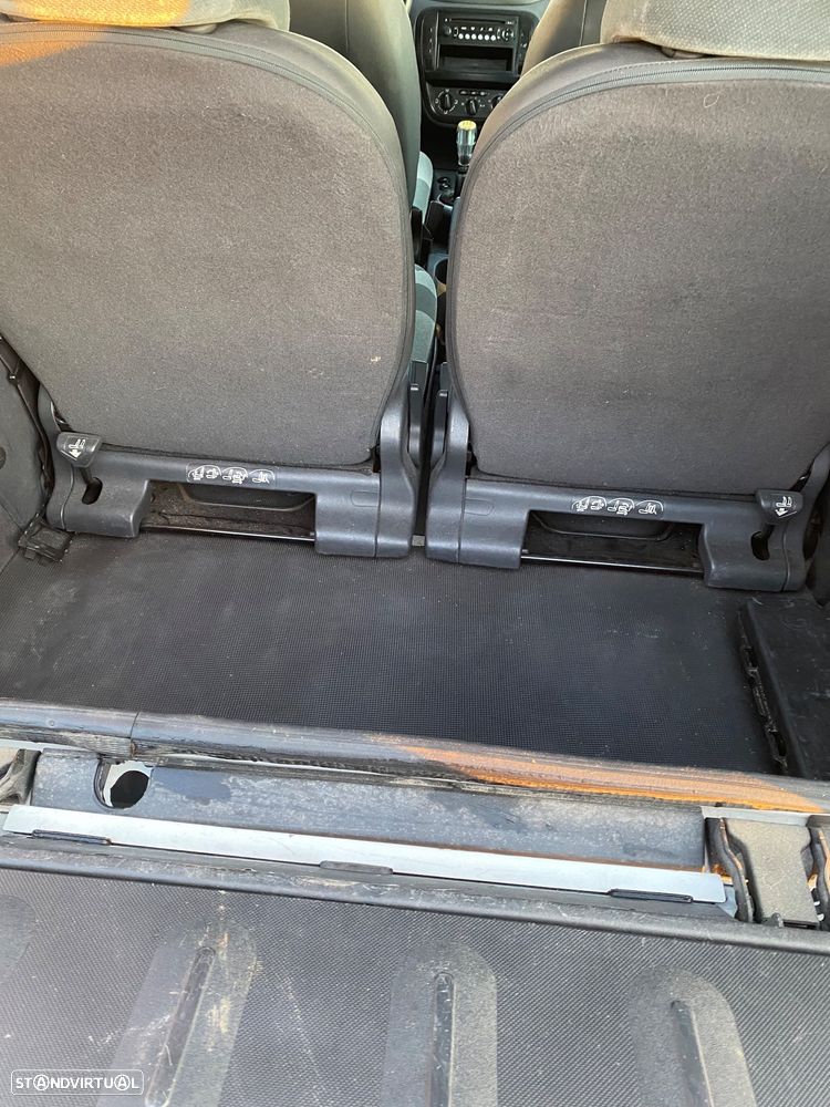 Citroën C2 1.4 HDi Confort - 11